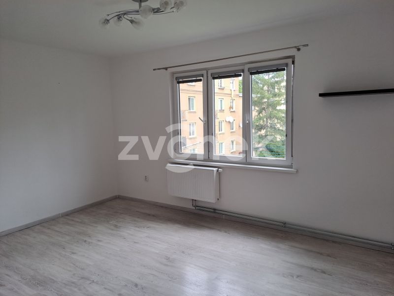 Pronájem bytu 2+1 53 m², Padělky - Zlín