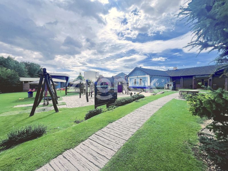 Exkluzivní pozemek určený pro výstavbu rodinného domu  2 044 m²  – Boršice (okres Uherské Hradiště)