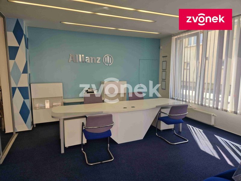 Pronájem kanceláře 100 m², Otrokovice