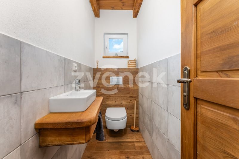 Prodej rodinného domu 4+kk, 191 m², Zádveřice-Raková