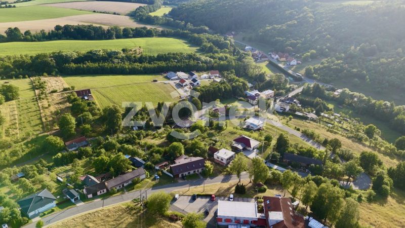 Prodej stavebního pozemku 1 084 m², Svárov
