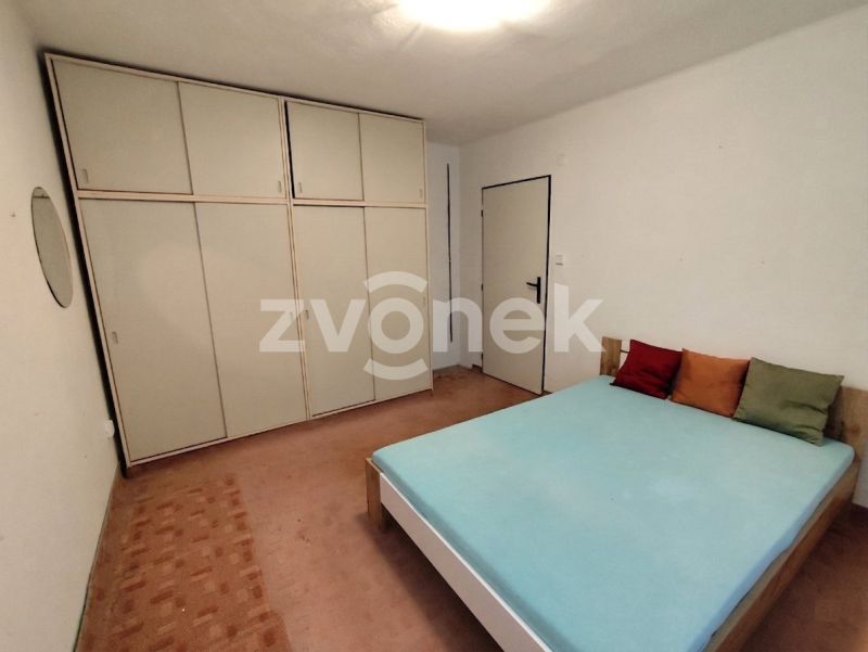 Pronájem bytu 2+1 s balkonem, ul. Bezručova, Otrokovice