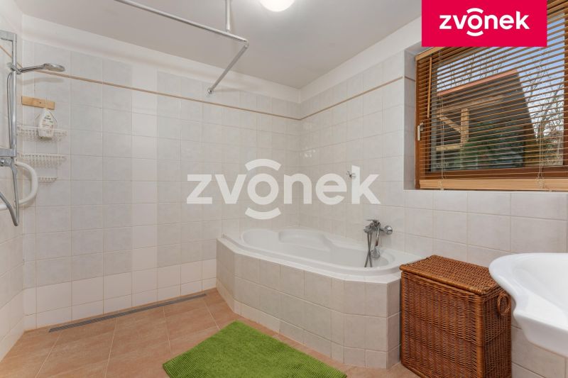 Prodej rodinného domu 312 m², Hvozdná