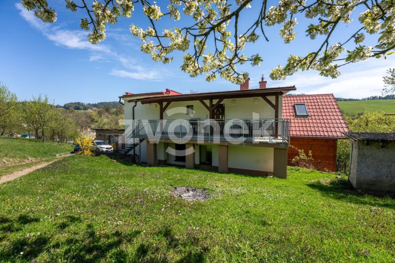 Prodej rodinného domu 258 m², Všemina