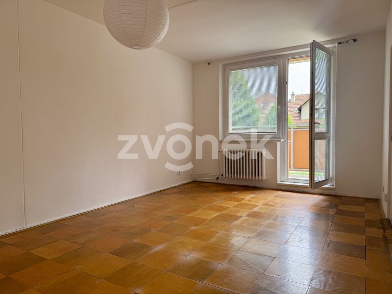 Pronájem bytu 2+1 60 m², Zlín - Prštné
