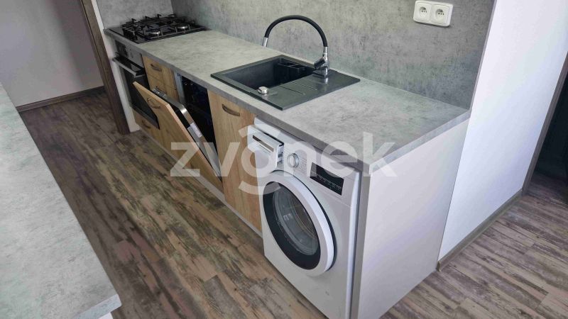 Pronájem bytu 3+1 62 m², po celkové rekonstrukci ve Štěpnicích, Uherské Hradiště