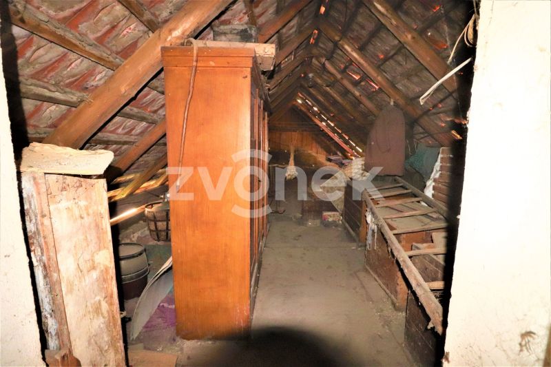 Prodej rodinného domu s velkou zahradou, Vlachovice - Vrbětice