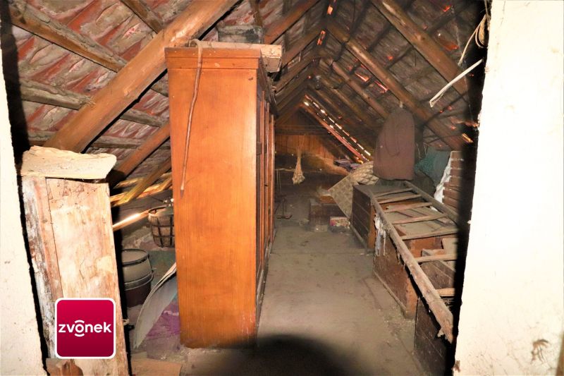 Prodej rodinného domu s velkou zahradou, Vlachovice - Vrbětice