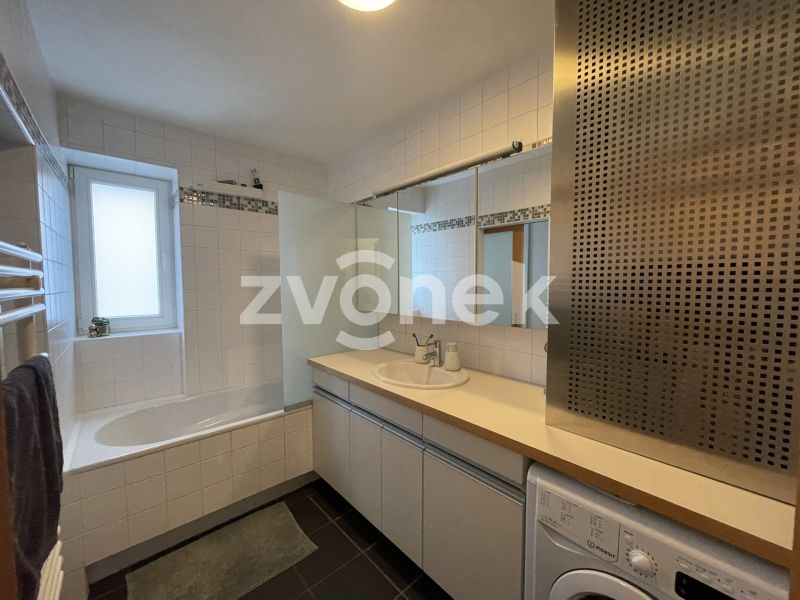 Pronájem vybaveného bytu 2+1 60 m², Zlín Kamenná