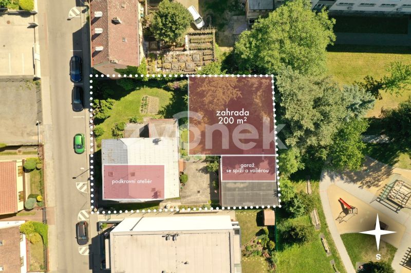 Unikátní byt 4+1 se zahradou, garáží a ateliérem v srdci Zlína – ul. Lešetín