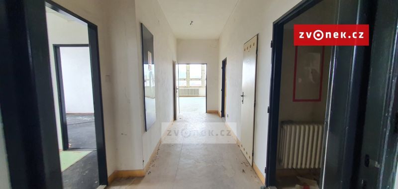Pronájem obchodního prostoru 275 m², Tovačov I-Město