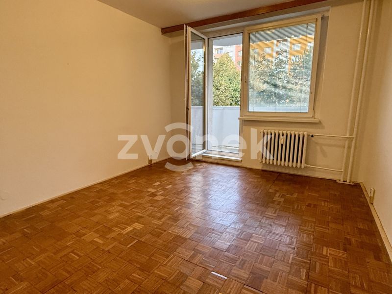 Pronájem 1+kk s lodžií, zděné jádro, Otrokovice