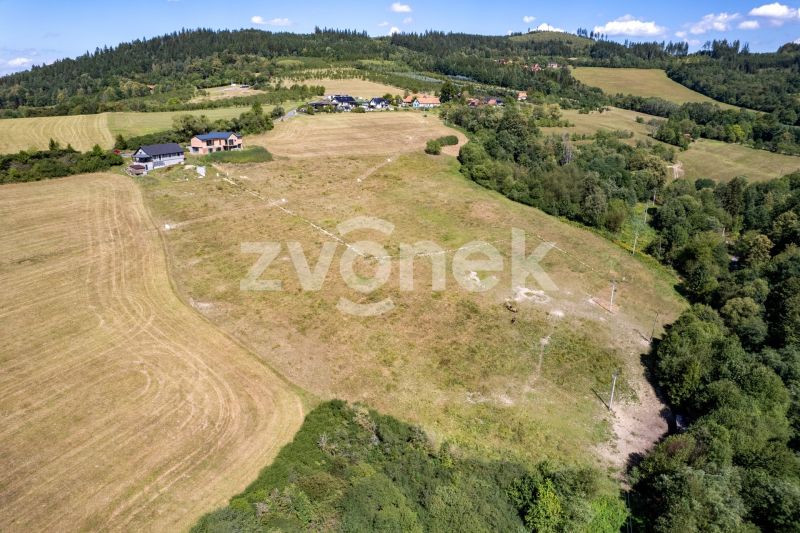 Prodej stavebního pozemku Jablůnce s projektem na stavbu roubenky, 1 055 m2