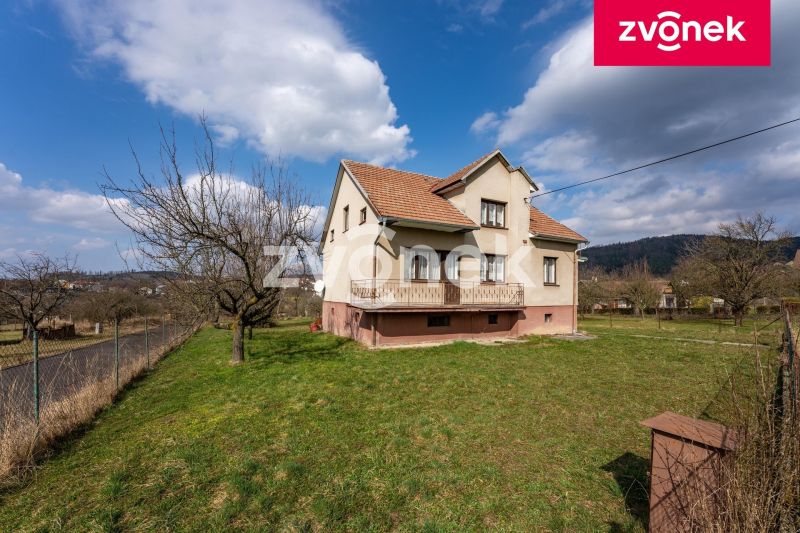 Prodej rodinného domu 250 m², Lukov