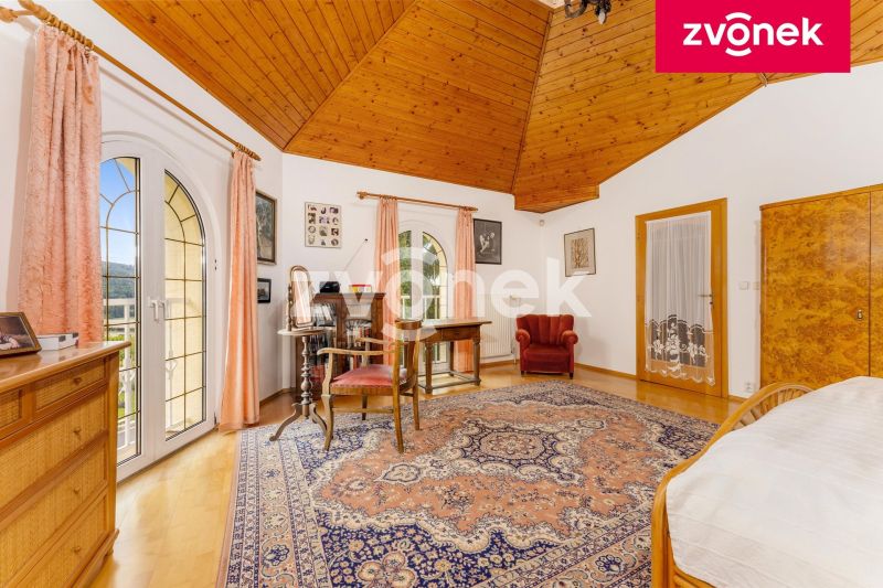 Prodej rodinného domu 180 m², Pozlovice