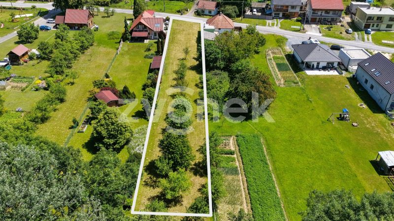 Prodej stavebního pozemku 1 833 m², Kudlovice