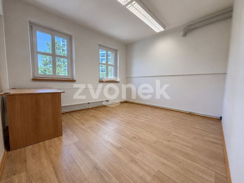 Pronájem studentského pokoje 10 m², Zlín