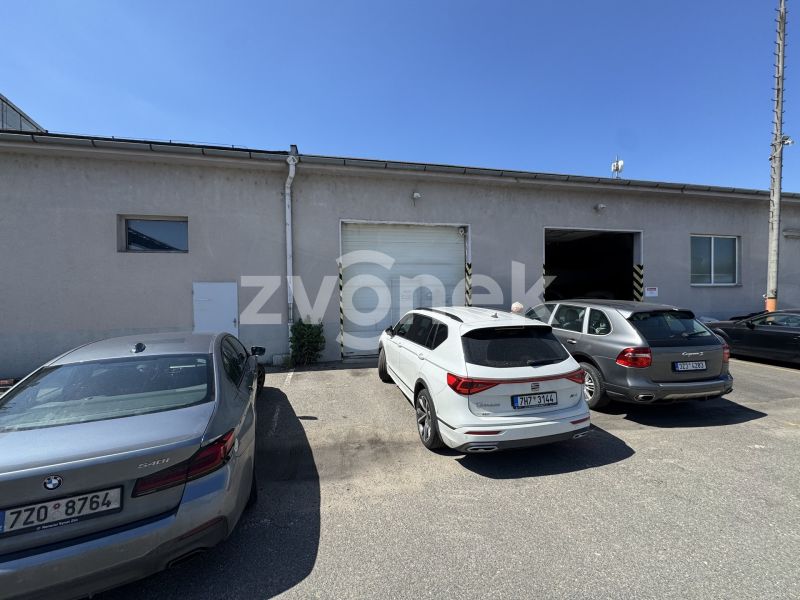 Pronájem dílny/skladu cca 90 m² s parkováním – Otrokovice, Napajedelská