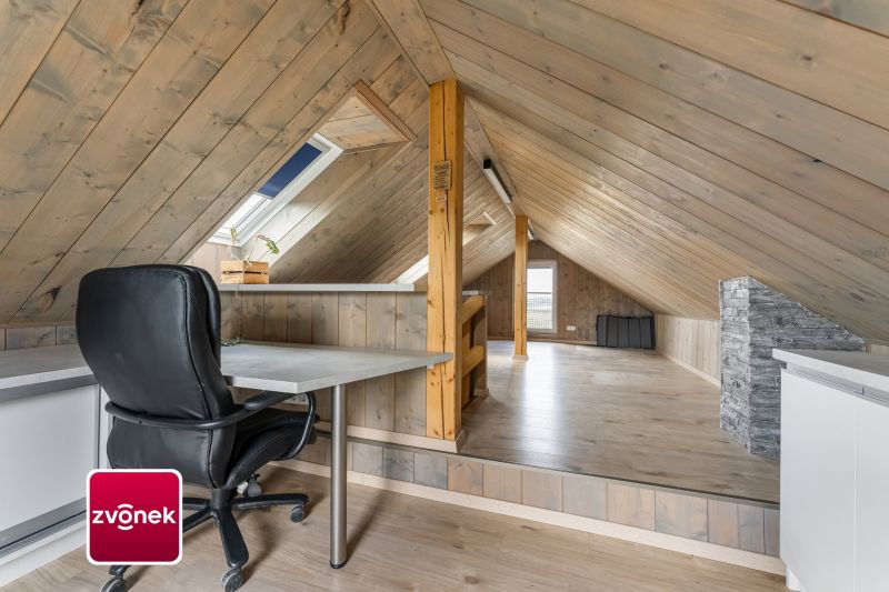 Prodej rodinného domu 4+kk, 191 m², Zádveřice-Raková