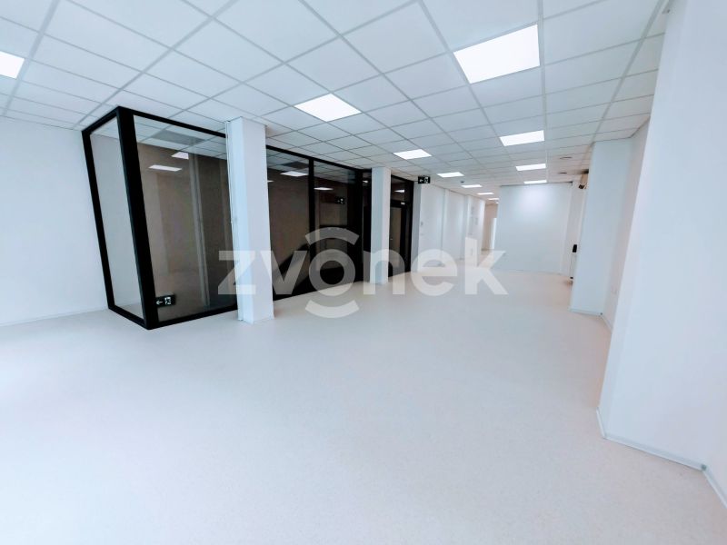 Pronájem obchodních / kancelářských prostor 108 m², ulice Rašínova, Zlín