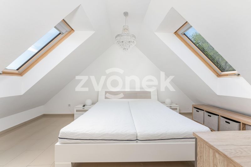Prodej rodinného domu 258 m², Všemina