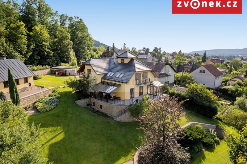 Víceúčelová vila 540 m², Hranice I-Město