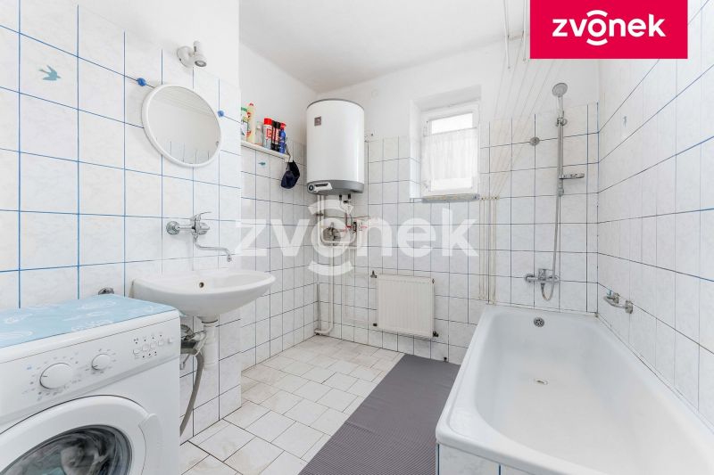 Prodej rodinného domu 220 m², Břest