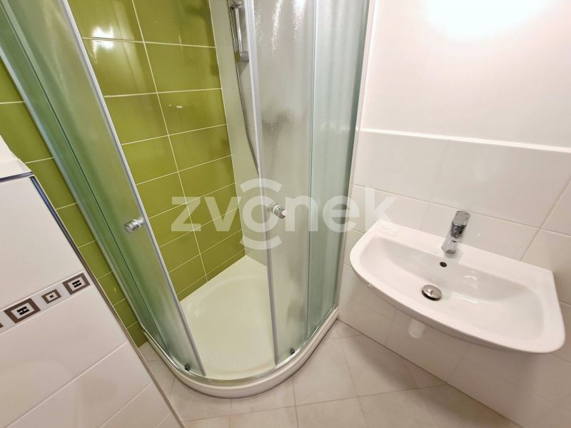 Hezký byt 1+kk Zlín - Malenovice, nevybavený