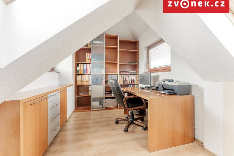Nadstandardní vila Hranice, 7+1, 540m2 užitná plocha