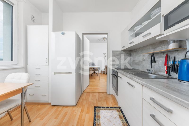3+1 Zlín - Budovatelská, lodžie, nádherný výhled
