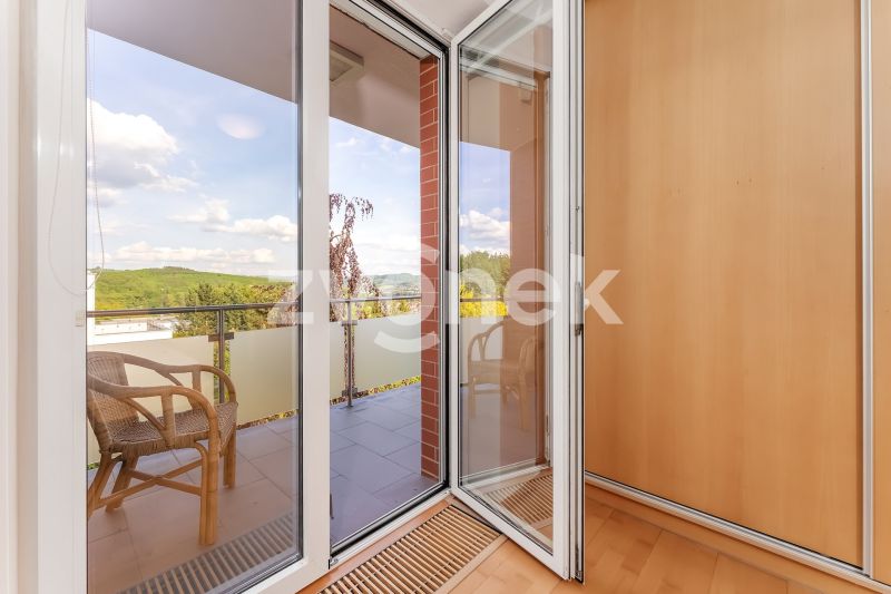 Velkorysá rodinná vila 7+1, 479 m², pozemek 1 503 m² – Zlín, Nivy IV