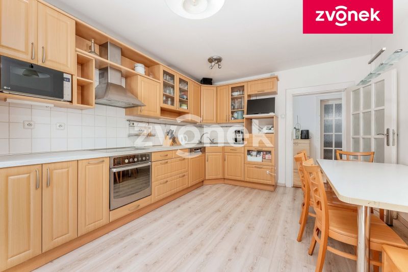 Prodej rodinného domu 207 m², Březnice