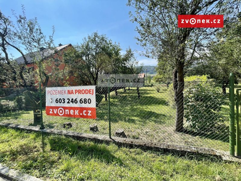 Prodej stavebního pozemku 813 m², Zlín - Lužkovice