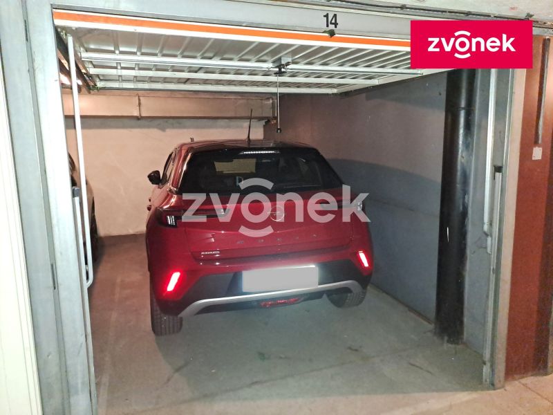 Prodej garáže 13 m², Zlín