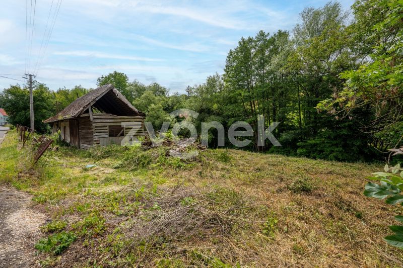 Prodej stavebního pozemku 1 784 m², Ublo