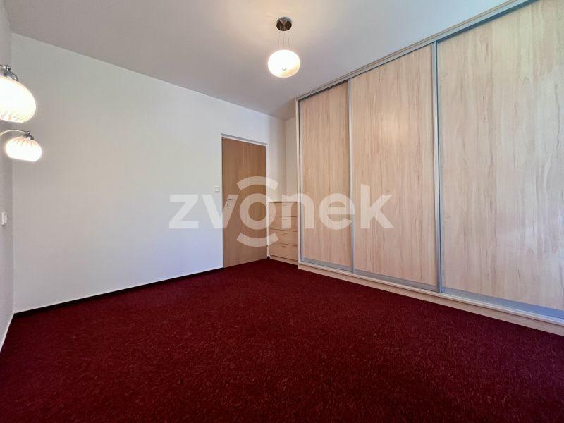 Pronájem bytu 3+1 68 m², Otrokovice - Kvítkovice