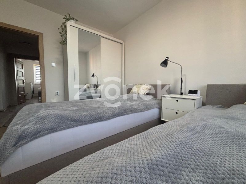 3+1 po celkově rekonstrukci s nádherným výhledem, 86m2 – Kroměříž, ul. Zborovská