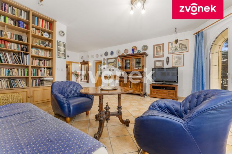 Prodej rodinného domu 180 m², Pozlovice