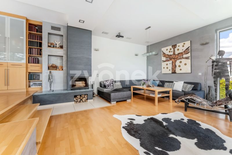 Velkorysá rodinná vila 7+1, 479 m², pozemek 1 503 m² – Zlín, Nivy IV