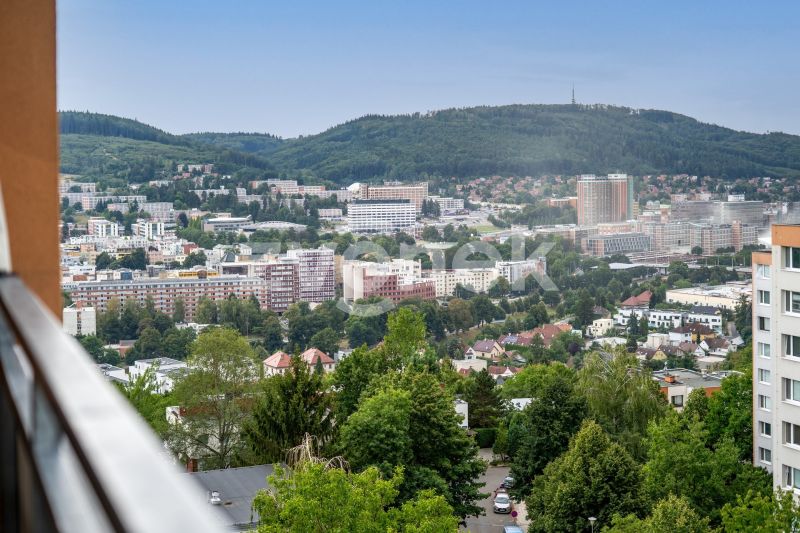 3+1 Zlín - Budovatelská, lodžie, nádherný výhled
