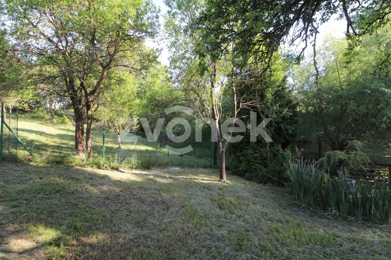 Prodej chalupy s velkými pozemky Kochavec, Štítná nad Vláří