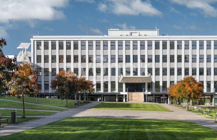 Kanceláře v centru Zlína s parkováním, různé výměry a dispozice