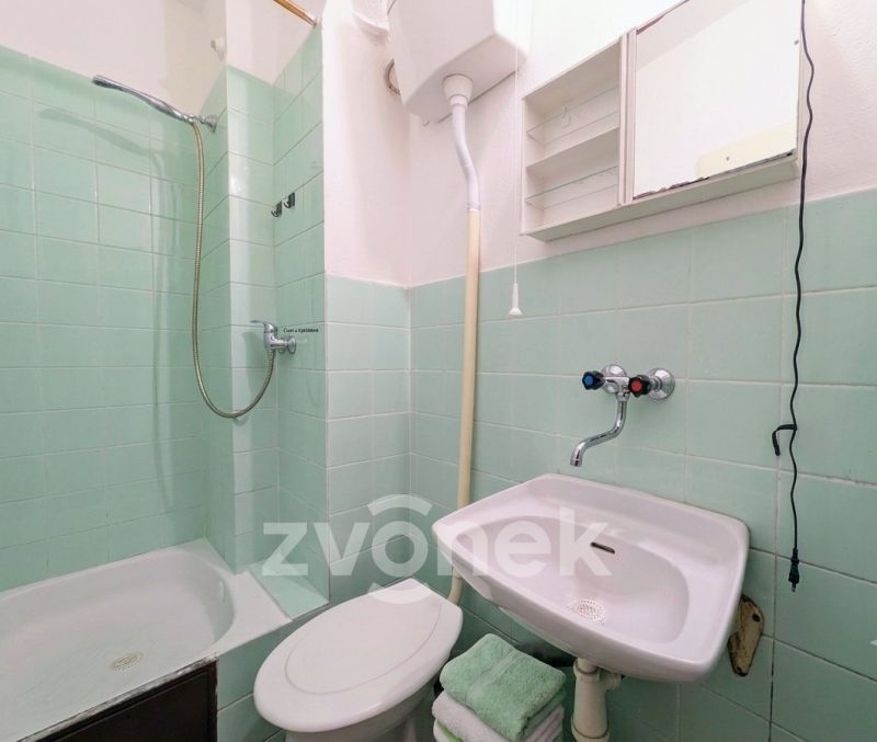 Prodej bytu 1+kk 22 m², Vsetín