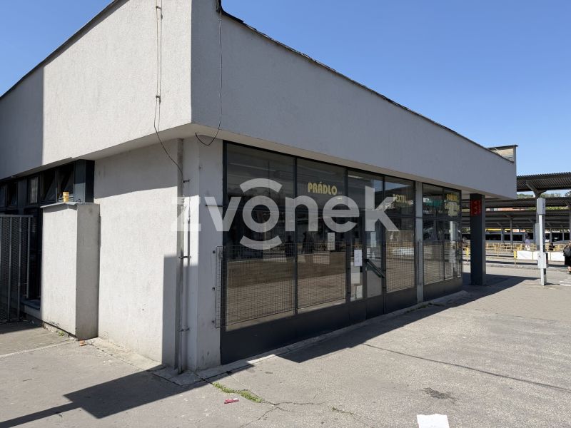 Pronájem komerčního prostoru 116 m², Zlín